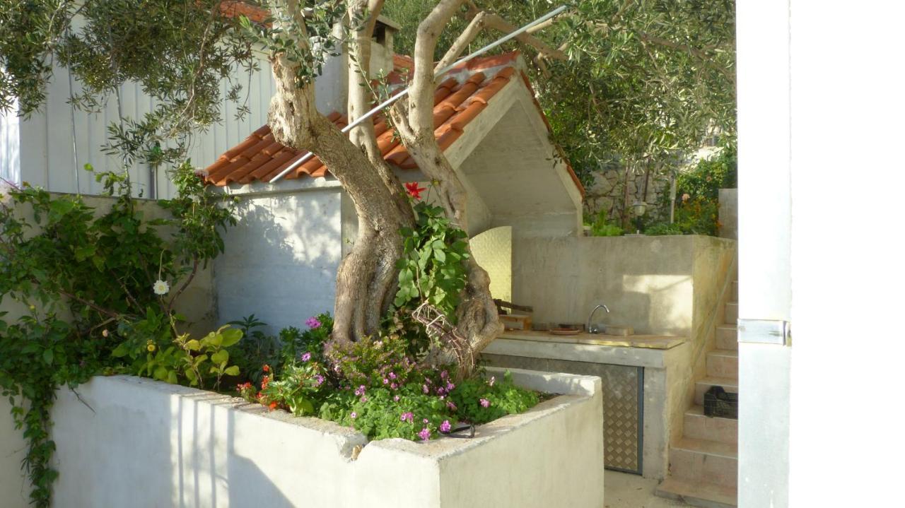Apartments Marija Pisak Exterior photo